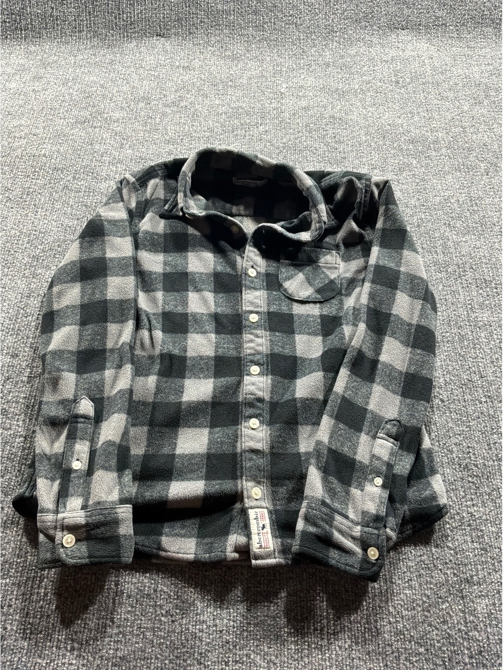 Abercrombie Kids Boys Black and Gray Plaid Fleece Button-Up Shirt Size 13/14